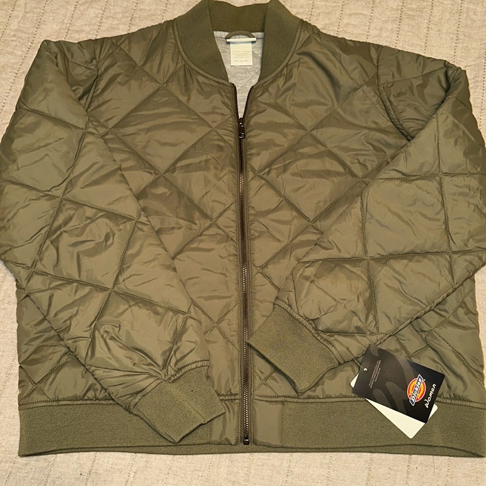 Dickies Quilted Bomber Jacket